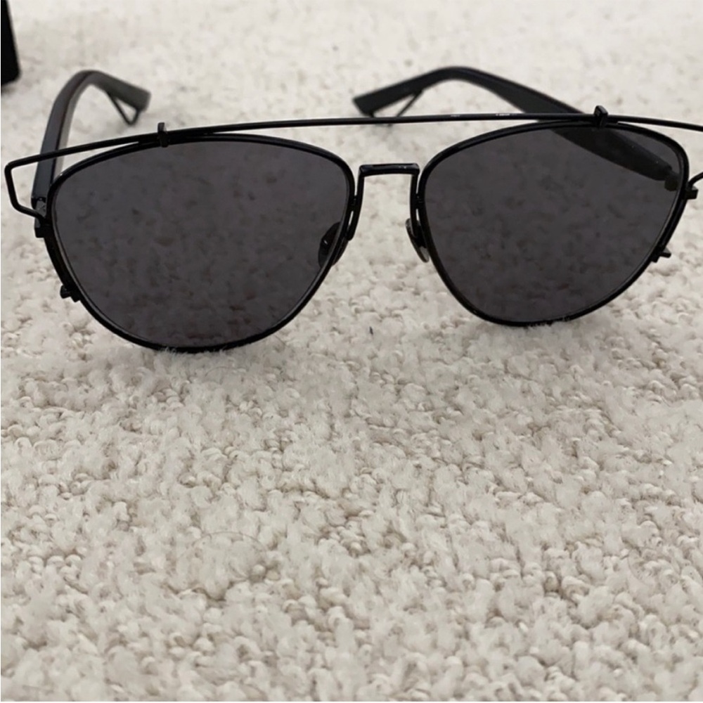 Dior technology Black frame black lens